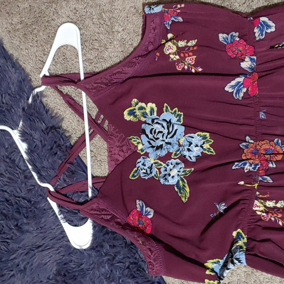 Beautiful Flower Dress - Picture 4 of 9